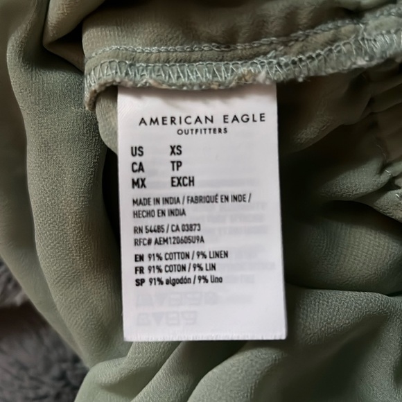 American Eagle, Off the Shoulder Ruffled Crop Top, Size XS - Picture 3 of 4